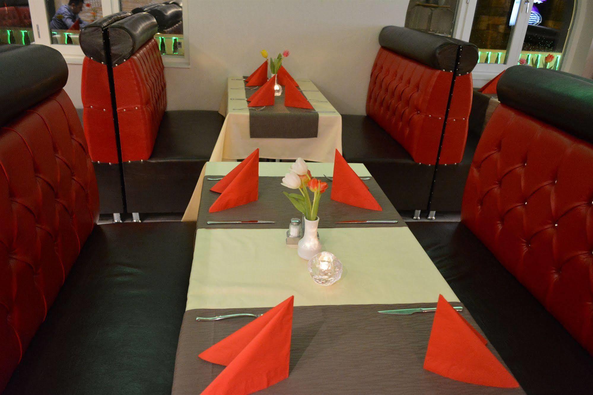 Hotell Angora Sollentuna Εξωτερικό φωτογραφία